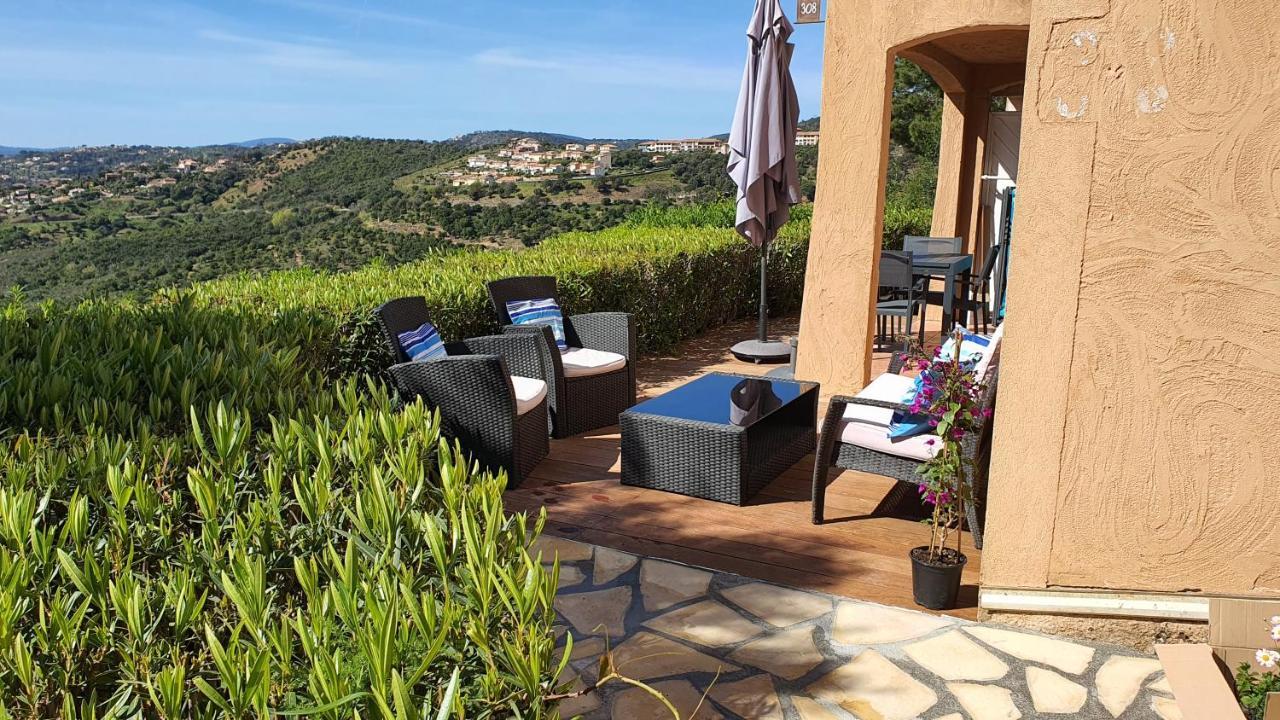 Les Issambres Appart 6 Pers Grande Terrasse Superbe Vue Mer Et Golfe De Saint Tropez, Piscine ภายนอก รูปภาพ